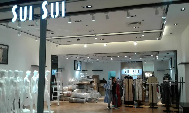 Lot10 Mall Shop Renovation